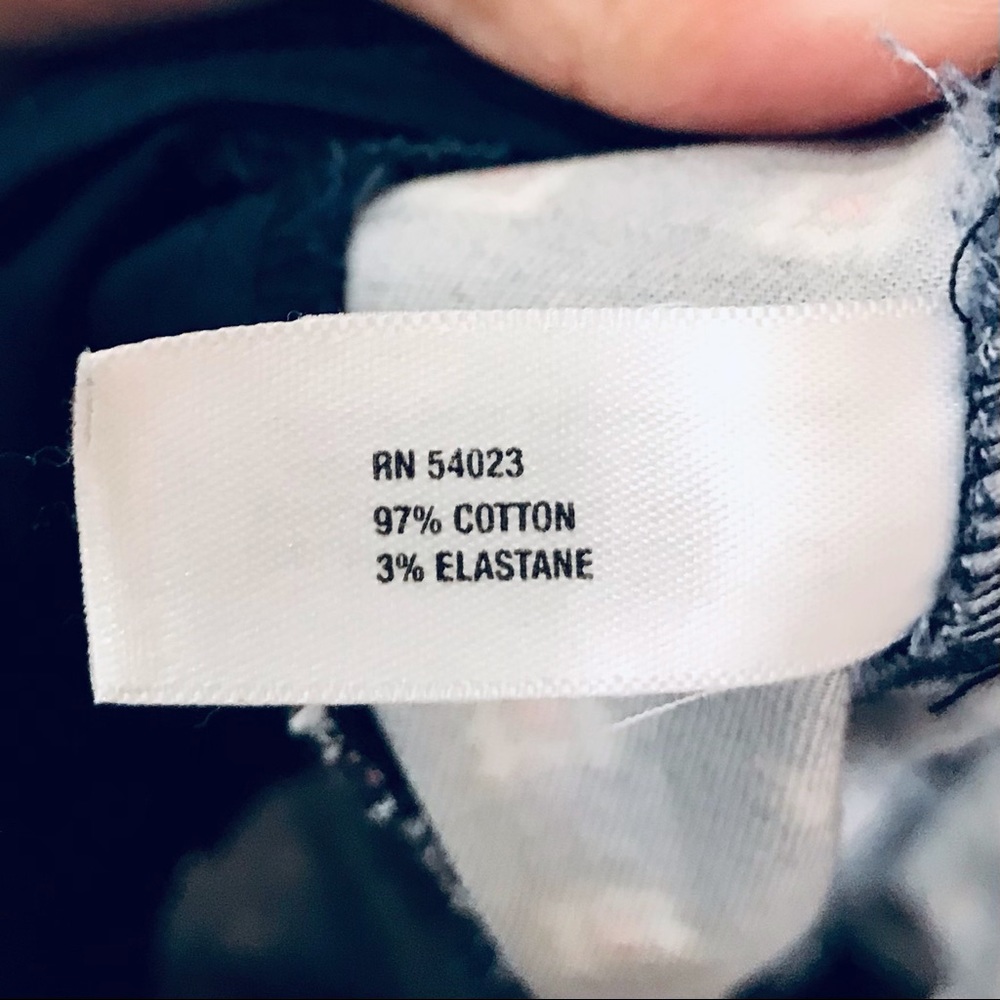 Gap Navy And Multicolor Geometric Pattern Low Ris… - image 4